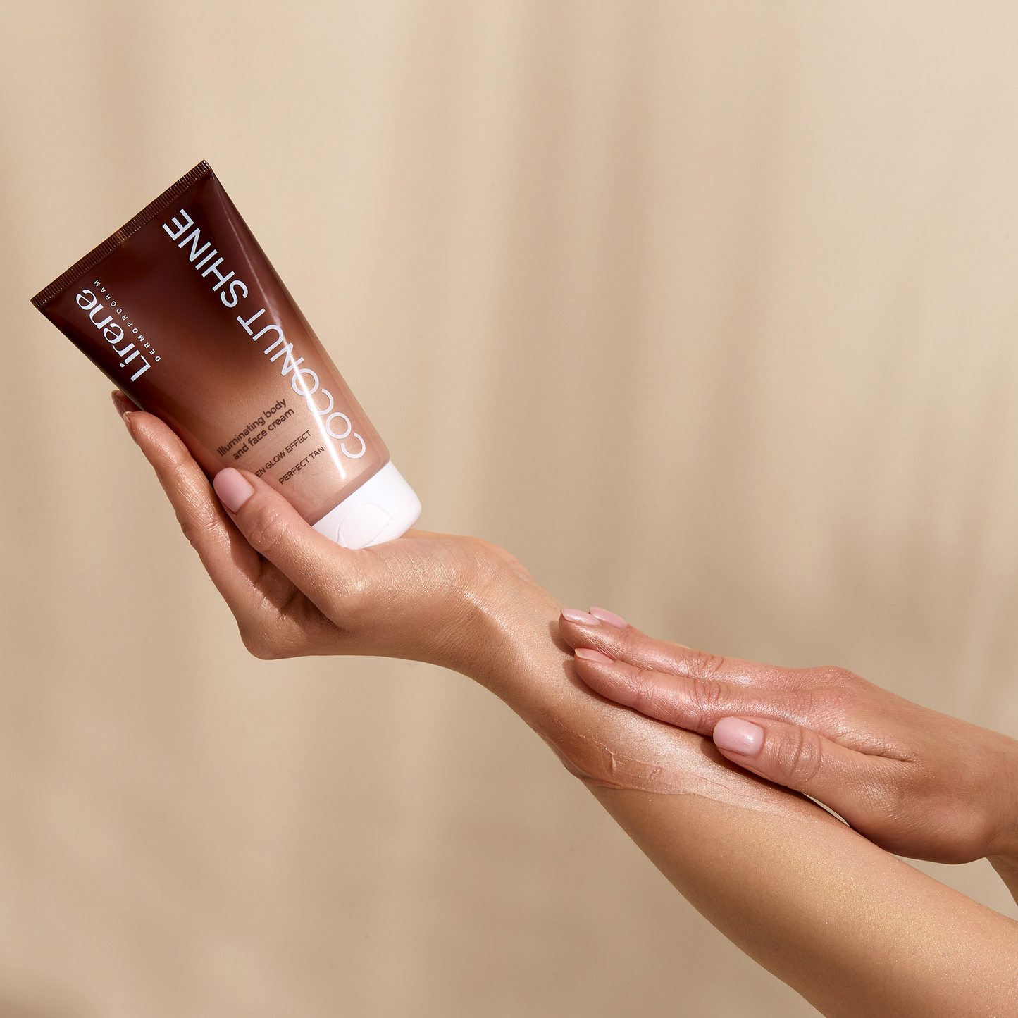 Lirene Perfect Tan Golden Body and Face Cream • Coconut Shine 150ml